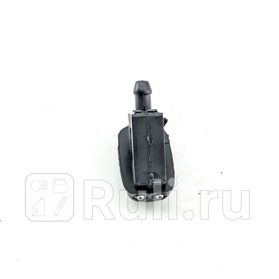 Форсунка омывателя ford focusiiiii DOMINANT FO17080796 290₽
