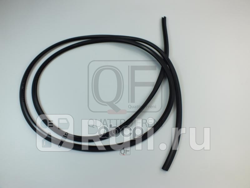 Уплотнитель ветрового стекла Quattro Freni QF24G00003 1500₽