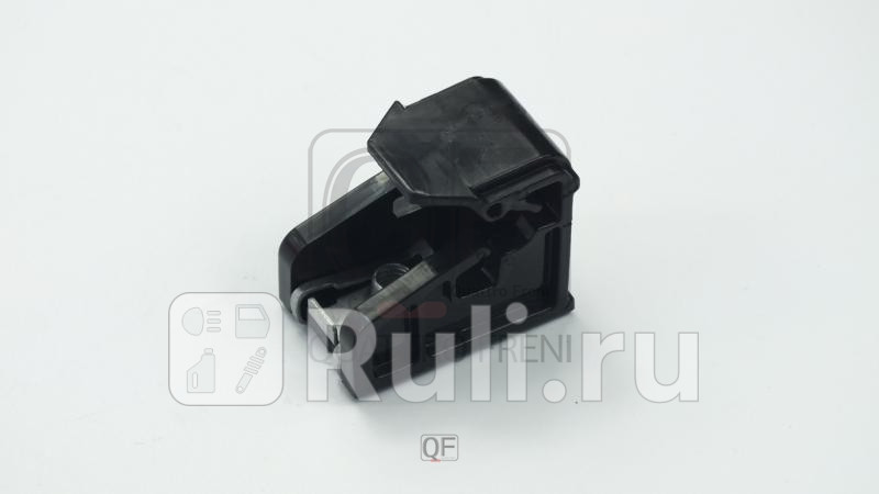 Кронштейн крепления фары Quattro Freni QF41M00013 180₽