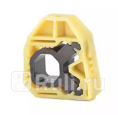 Кронштейн радиатора верхний BSG BSG 90-700-090 550₽