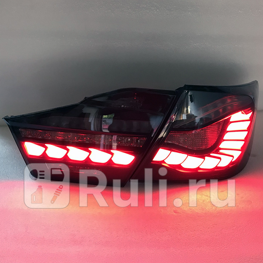 Тюнинг-фонари комплект в крыло и в крышку багажника для Toyota Camry V50 2011-2014 КИТАЙ CS-TL-000170 27940₽