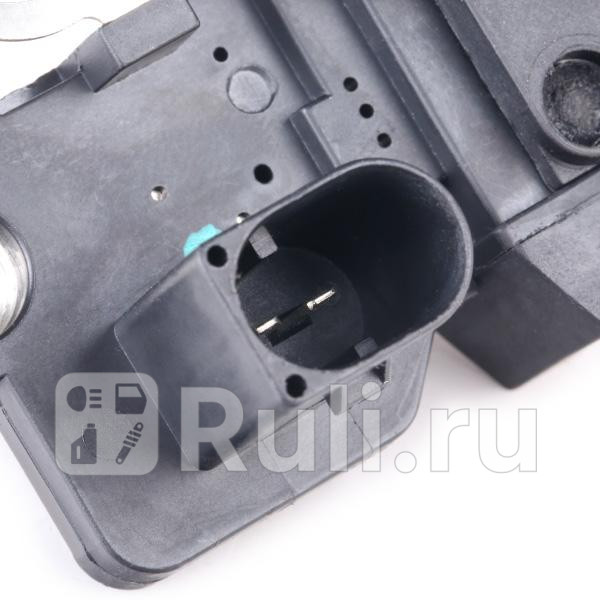 Реле-регулятор генератора mb w211w203s203cl203 BOSCH 1986AE0131 4630₽