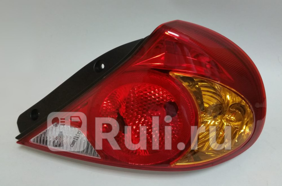 Фонарь правый задний в крыло для Kia Spectra Иж 2005- Forward KASPE05-740-R 2420₽