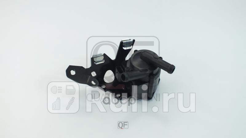 Насос водяной в сборе qf05a00179 Quattro Freni QF05A00179 5790₽