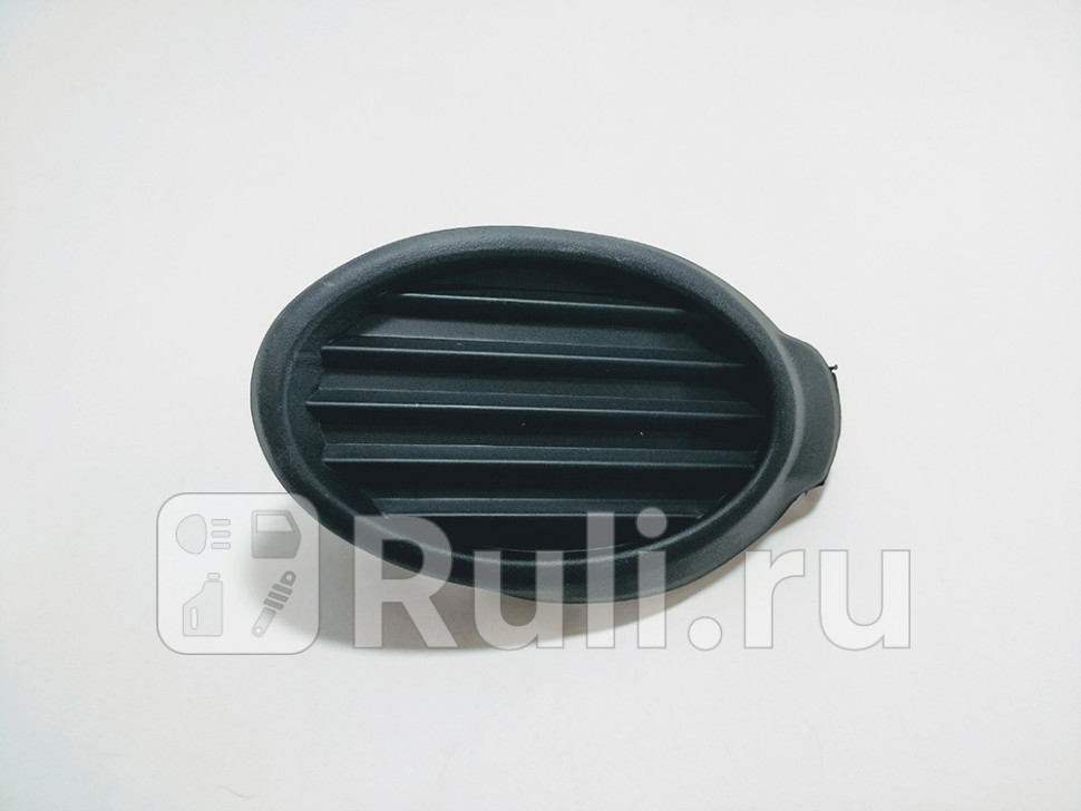 Решетка переднего бампера левая для Ford Focus 3 2011-2015 Forward FDFOC11-194-L 260₽