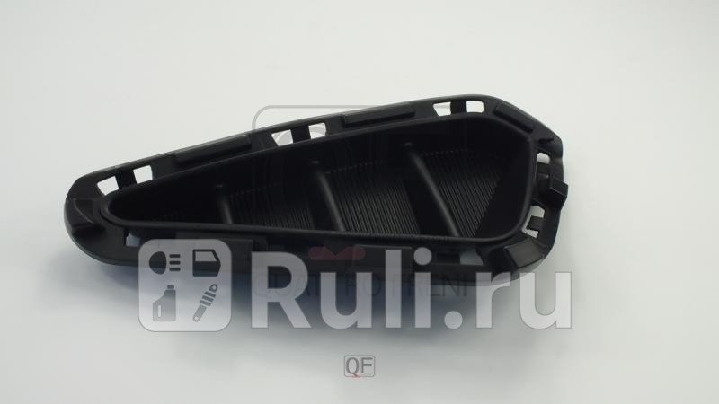 Рамка противотуманной фары r Quattro Freni QF50G00002 610₽