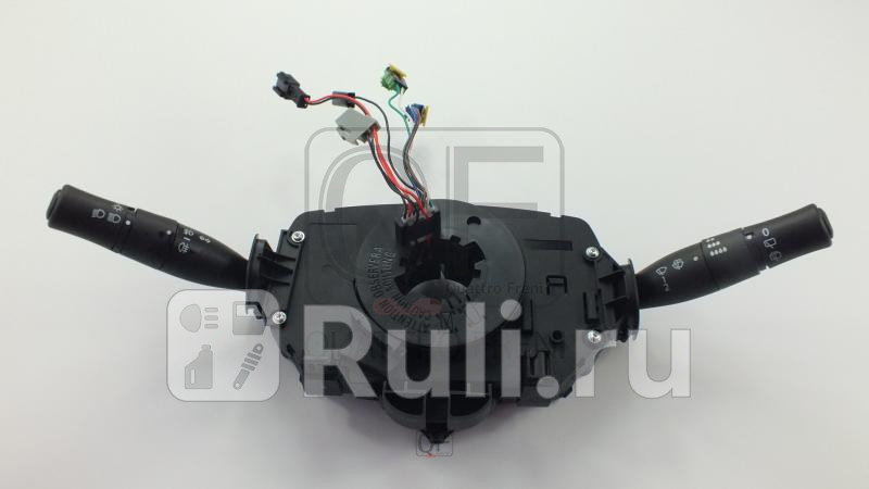 Переключатель подрулевой Quattro Freni qf00e00133 15340₽