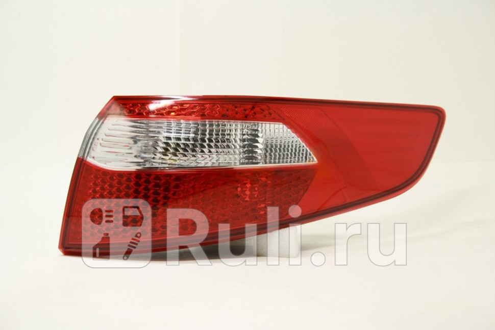 Фонарь правый задний в крыло для Kia Rio 3 2011-2015 TYC 11-C455-01-9B 3740₽