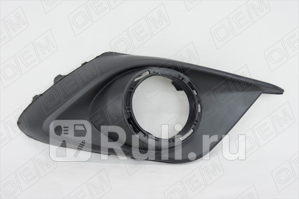 Накладка противотуманной фары правая для Mazda 3 BM 2013-2016 OEM OEM1472R 250₽