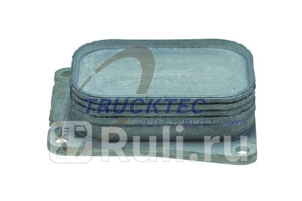 Радиатор масляный MERCEDES-BENZ TRUCKTEC 0218072 6800₽