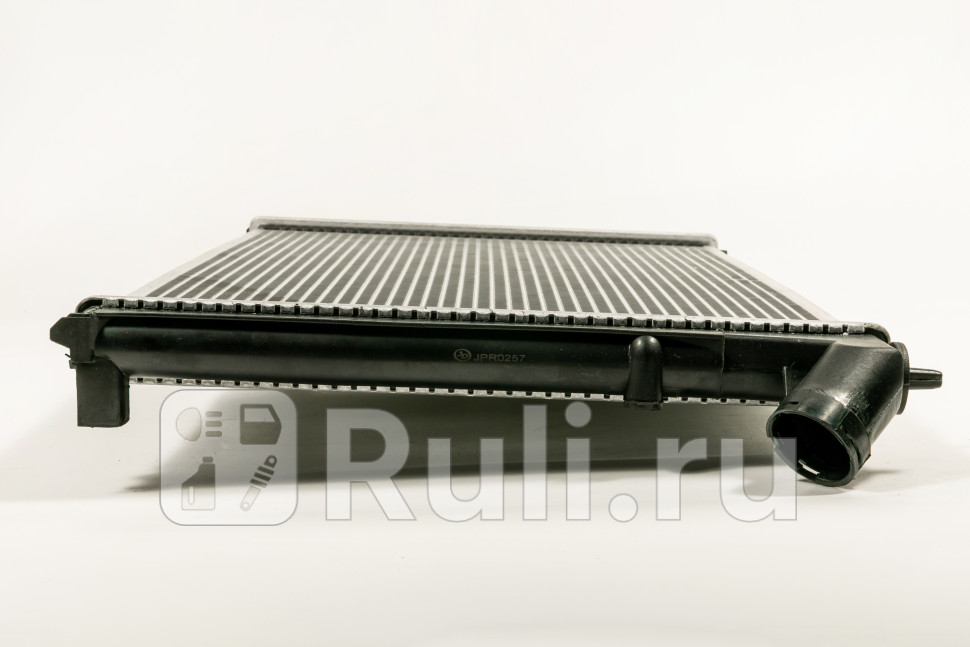 Радиатор двигателя MT Способ сборки сот - Паяный JD JPR0257 6070₽