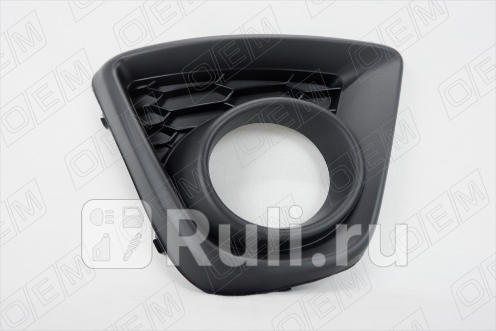 Накладка противотуманной фары правая для Mazda CX-5 2011-2015 OEM OEM1457R 290₽